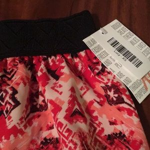 NWT!!!! LuLaRoe Lucy stretchy xs full skirt!